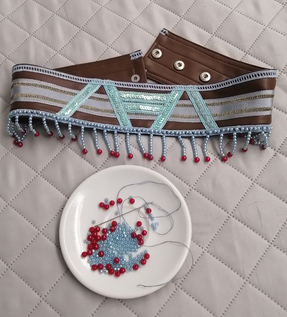 Автор свои вечера проводит сейчас вот так. 