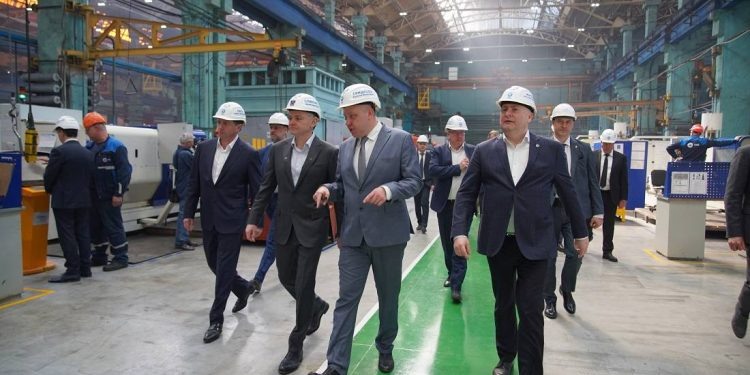    ТРАНСМАШХОЛДИНГ