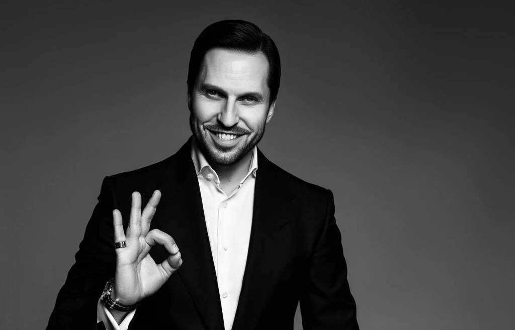 Александр Ревва в образе.