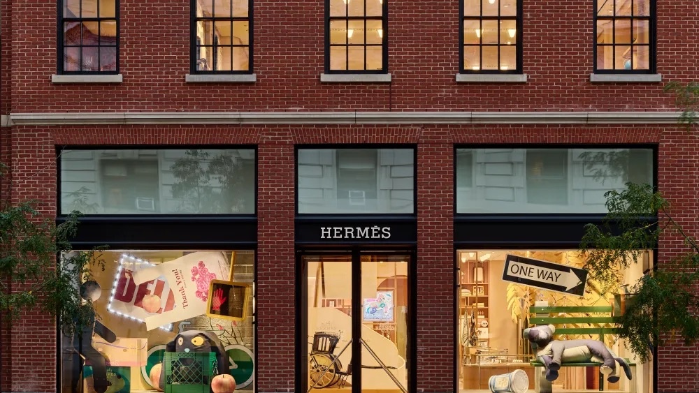    Hermès поделился финансовым отчетом за первый квартал 2025 года (фото 1)