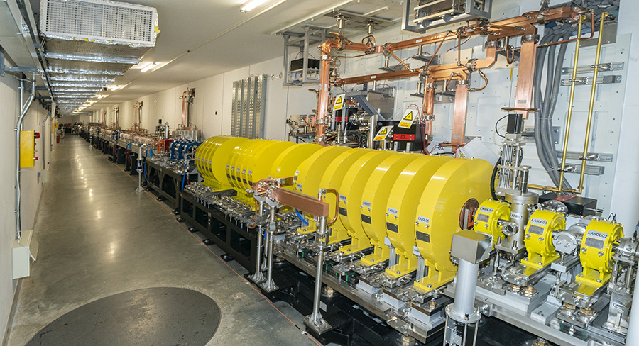 С помощью линейного ускорителя был получен первый электронный пучок HEPS с энергией 500 МэВ. [Фото предоставлено chinadaily.com.cn]