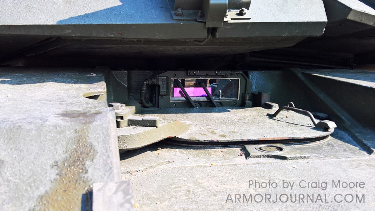 Фото: https://armorjournal.com/Walkarounds/Tanks/Challenger-2/Challenger-2_48.jpg