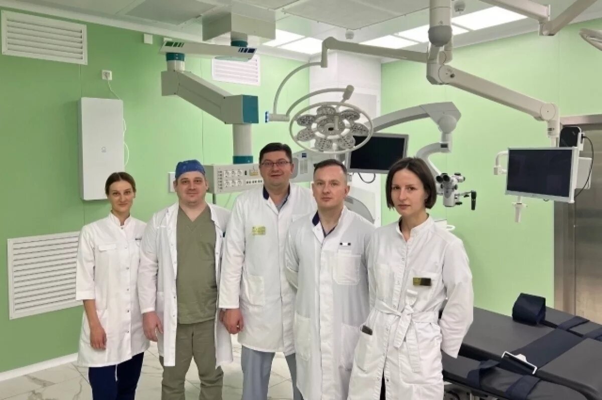   В Липецке провели уникальную 16-часовую операцию онкобольной