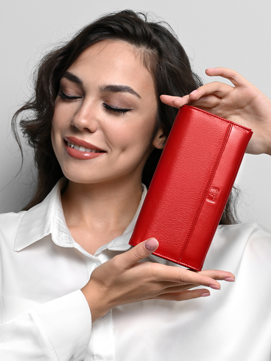Красный кошелек G.Mokini артикул: 133358005
