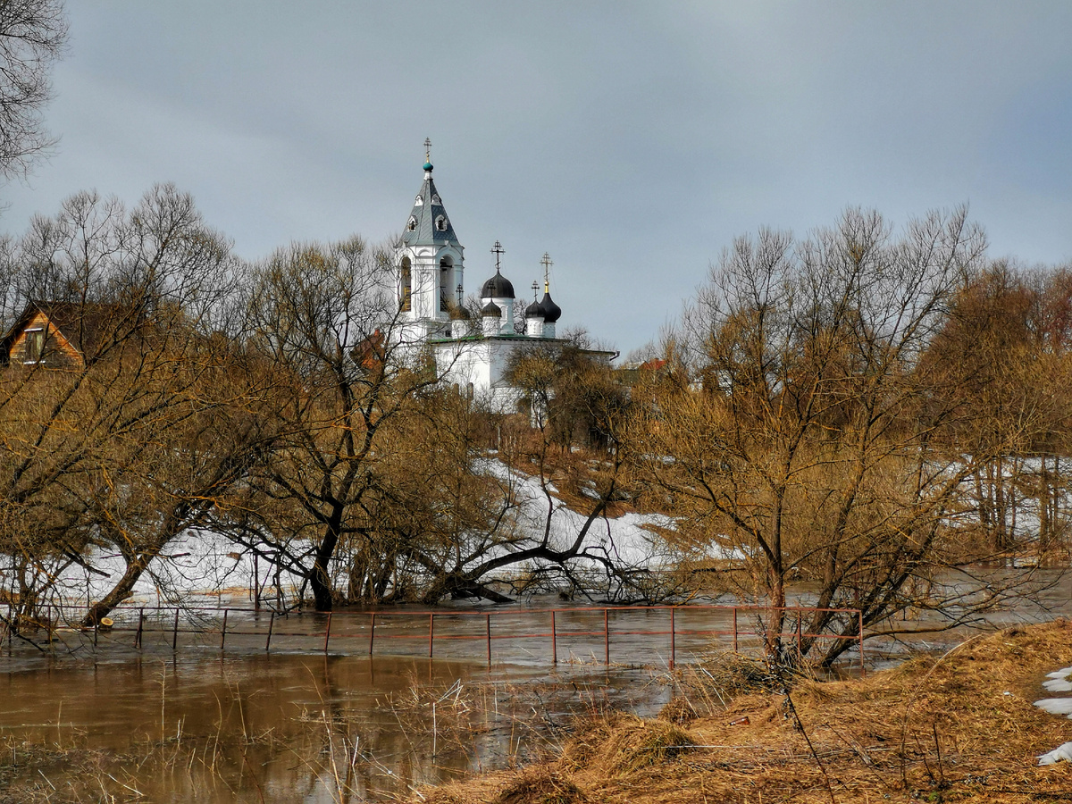Битягово, церковь Воскресения Словущего
