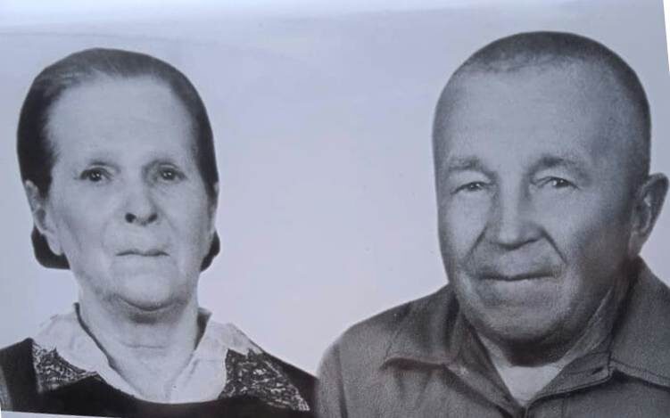 Яков Ефимович и Ульяна Иосифовна