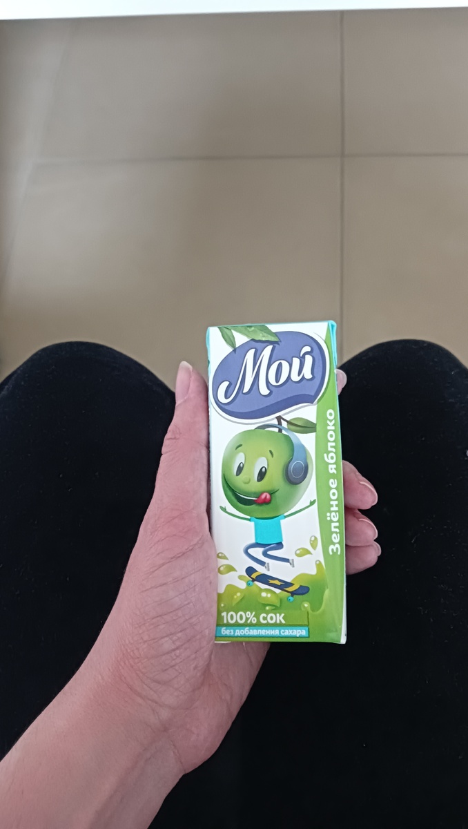 Фото автора. Этот сок отдавала мужу, а сама пила вишневый 