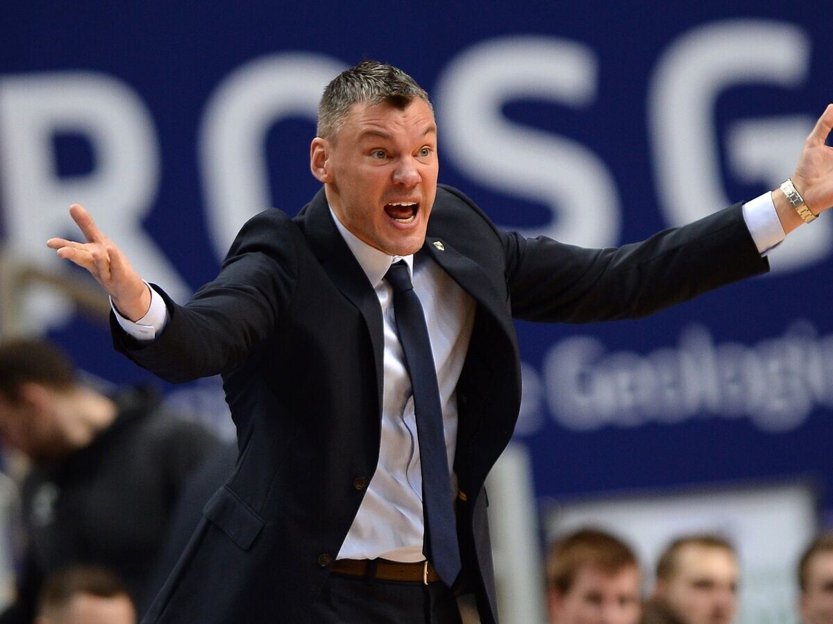    Главный тренер БК "Жальгирис" Шарунас Ясикявичюс© РИА Новости / Алексей Филиппов