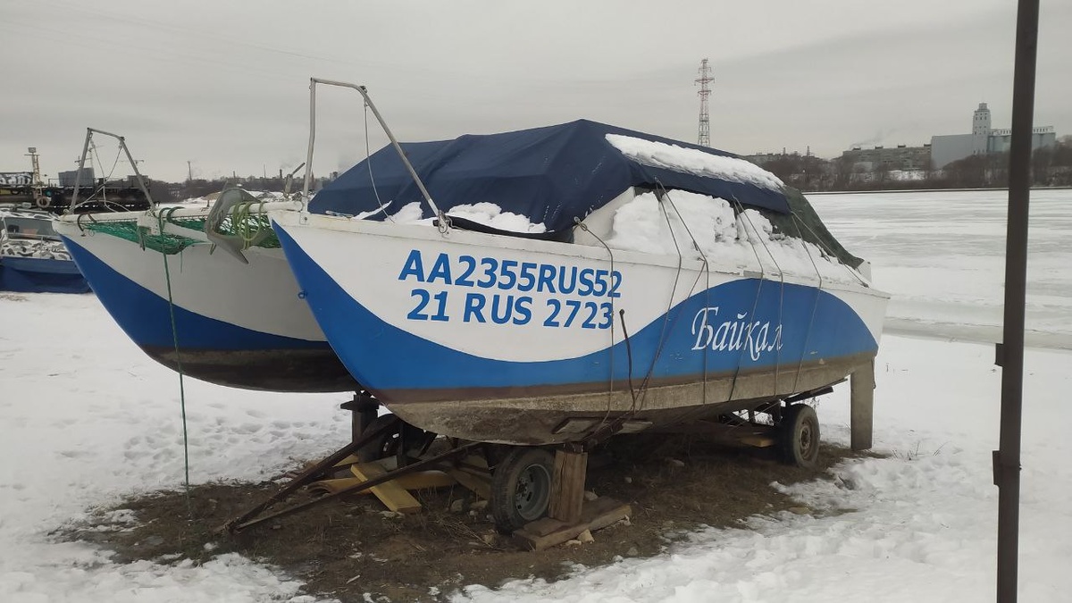 Байкал зимует