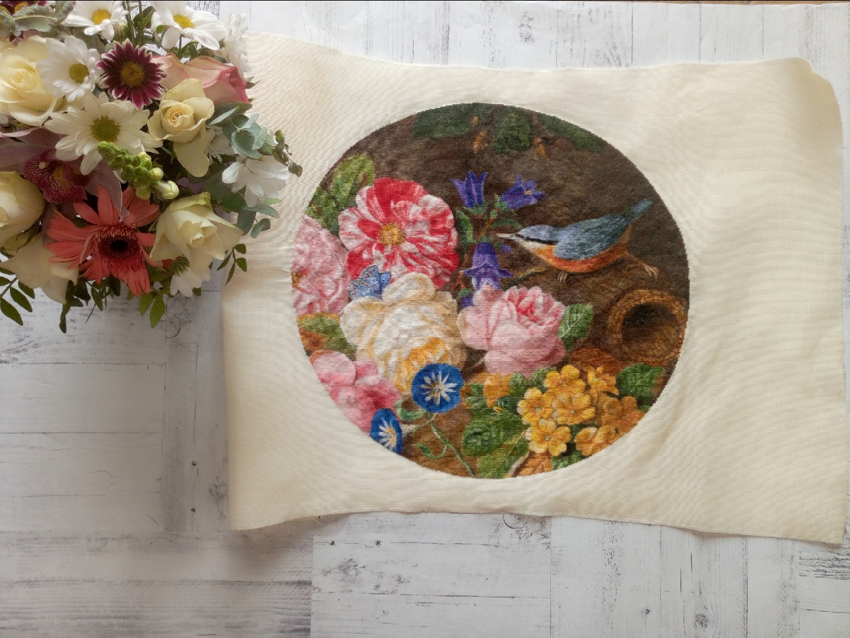 ЭСТЭ "Цветы у ручья" (фрагмент)