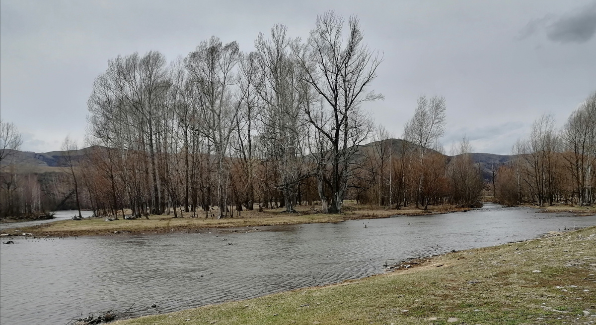 А на том конце деревни тоже живописные места имеются.