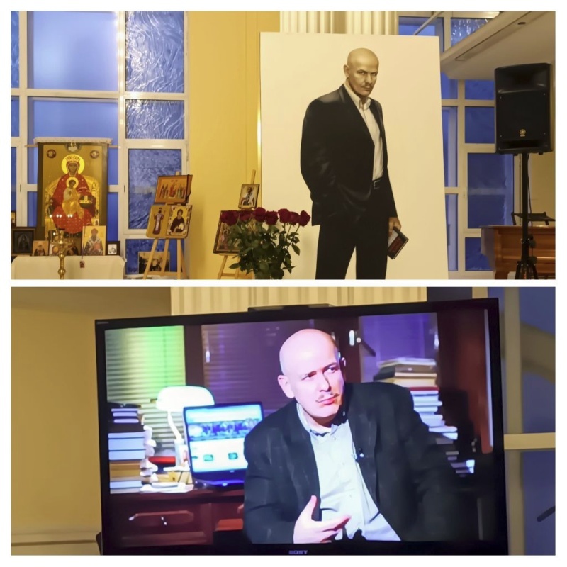    В Культурном центре на Арбате почтили память Олеся Бузины и его матери Валентины Павловны. Фото, видео