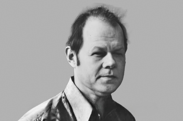 Богомолов Алексей Сергеевич (1927-1983) – советский философ и переводчик, специалист в области истории философии, особенно современной англоязычной, гносеологии и диалектики. Доктор философских наук, профессор. Один из авторов «Атеистического словаря». 
