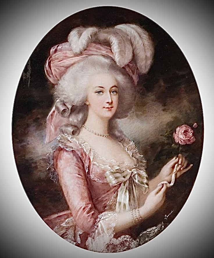 Мария Антуанетта в бальном платье