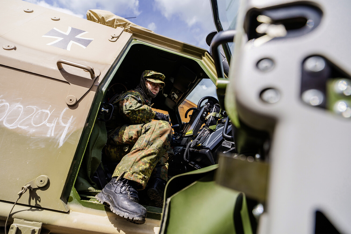 Солдаты НАТО во время учений / Andreas Arnold/dpa/Global Look Press