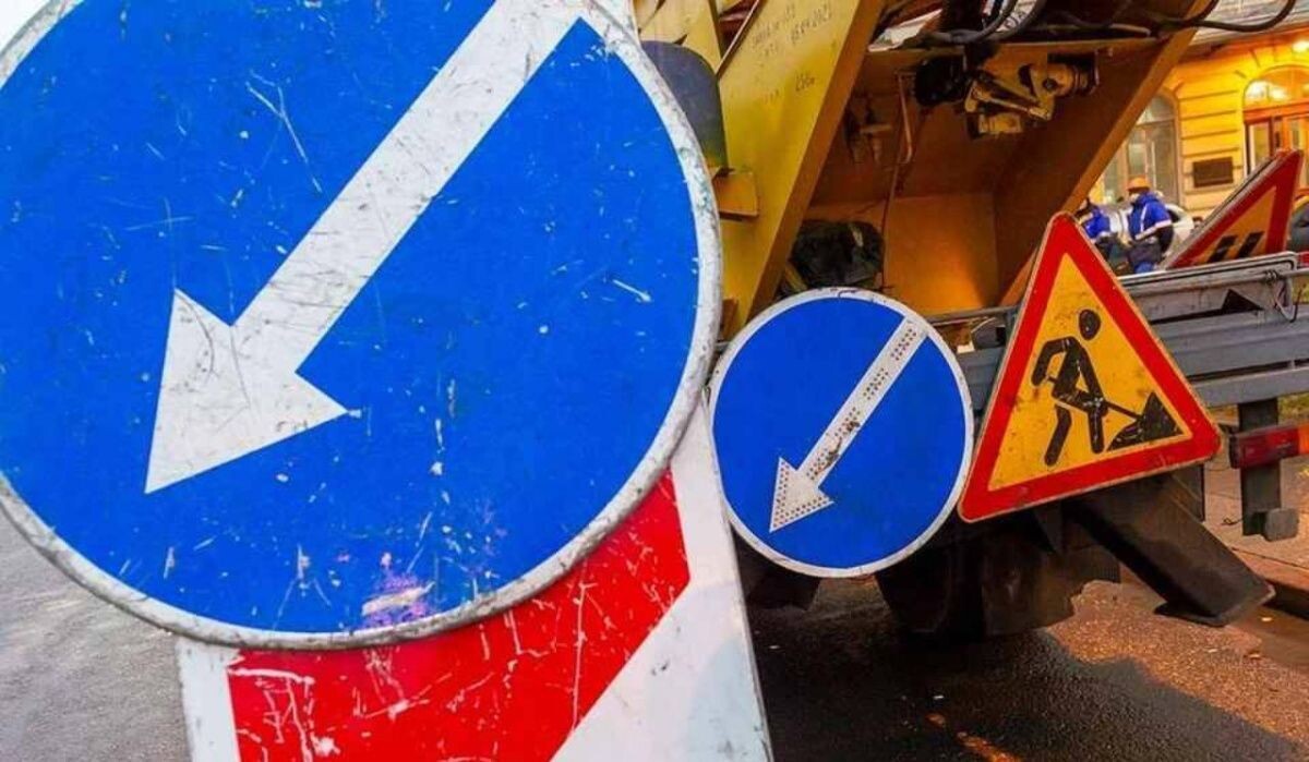     Дорожные знаки. Источник: kp.ru Автор фото: Олег Золото