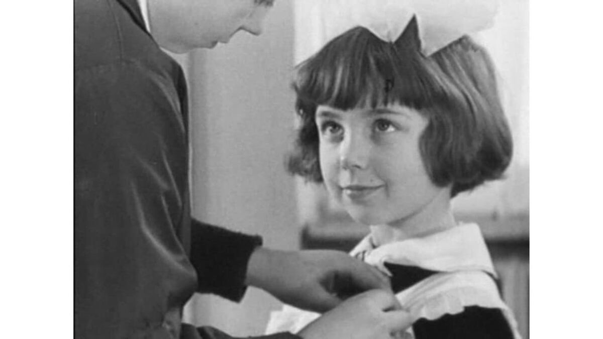 фото с https://www.afisha.ru/movie/chudak-iz-5-b-169042/