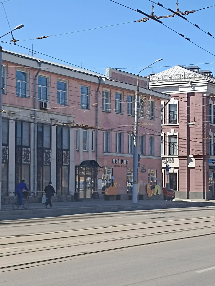 Вид со стороны здания Правительства Тульской области