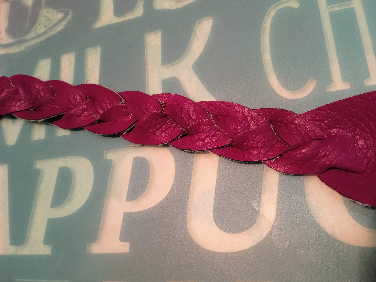 Плетение браслет-косички из экокожи