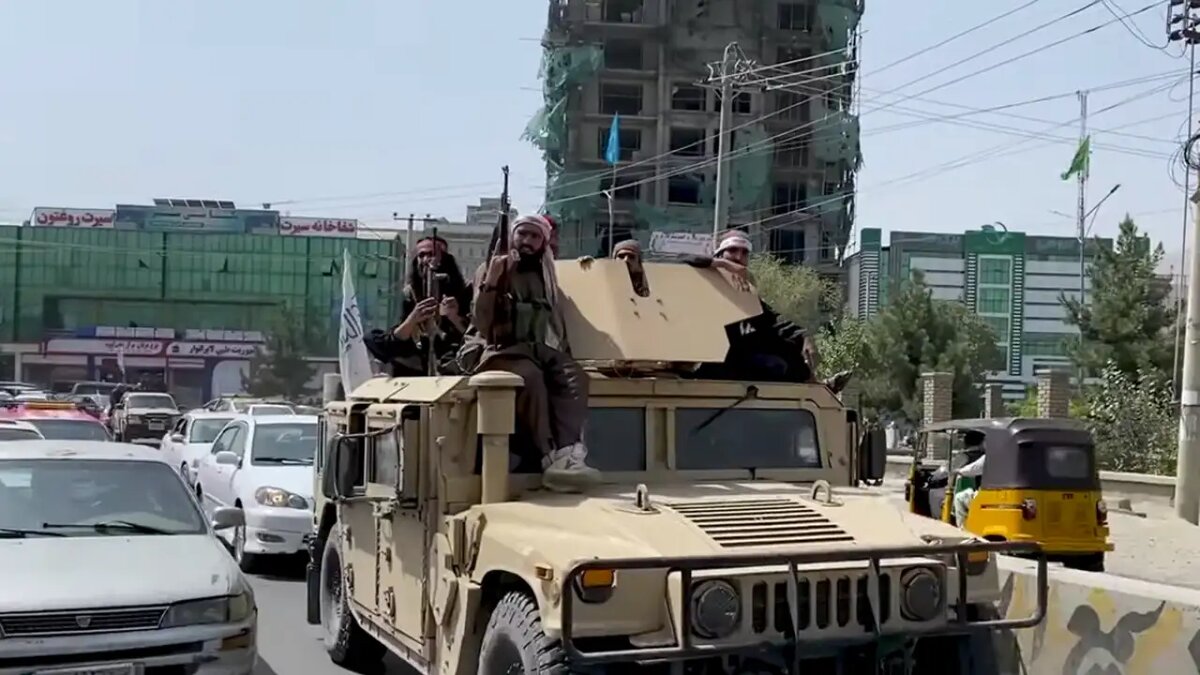    Бойцы движения «Талибан»*.