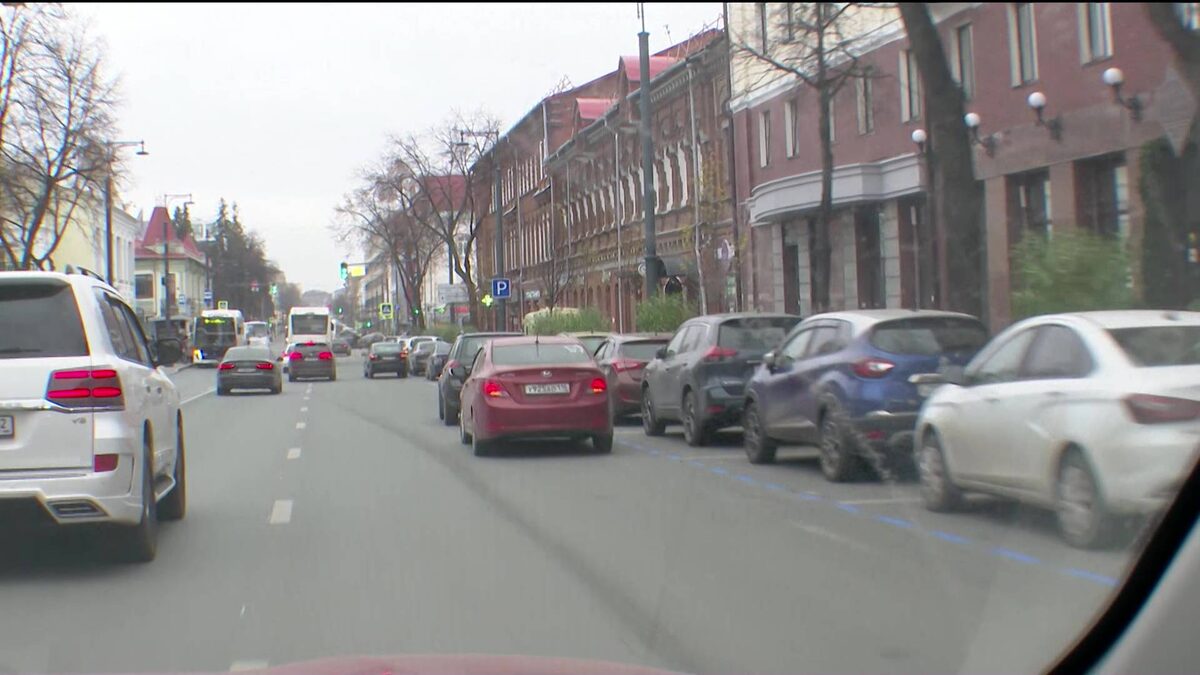    В Уфе утвердили адреса платных парковок