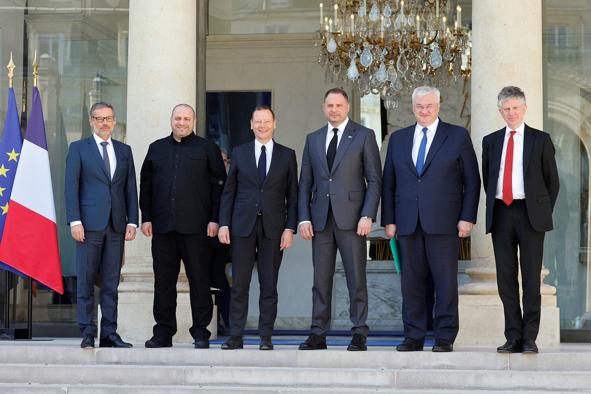 LUDOVIC MARIN/Reuters