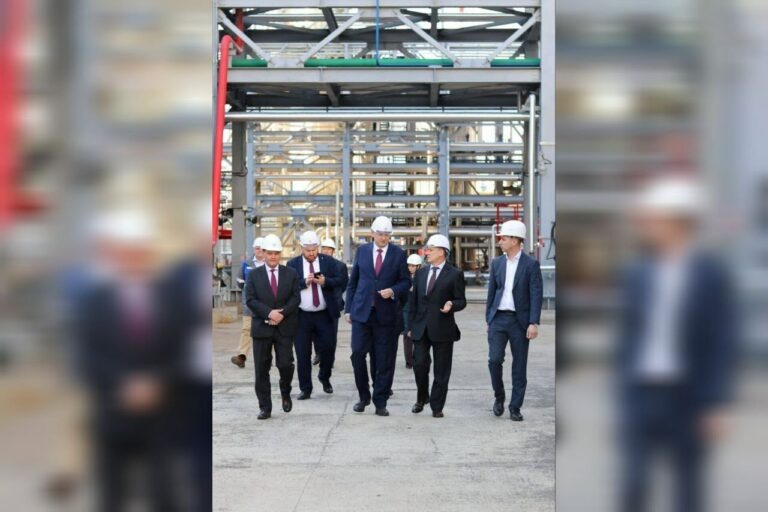    Солнцев поручил ускорить работы по благоустройству дорог в орском микрорайоне «Звёздный» Андрей Севостьянов