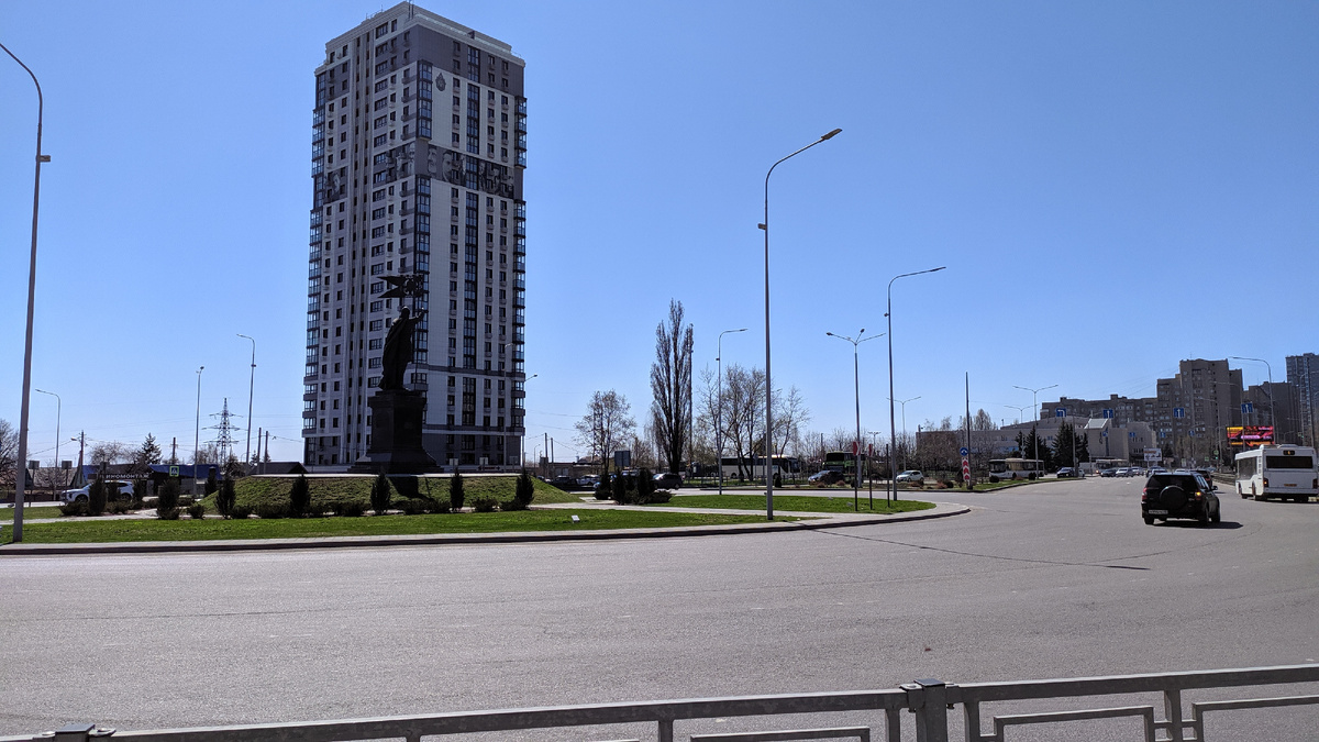Площадь Александра Невского, ранее Кольцевая.