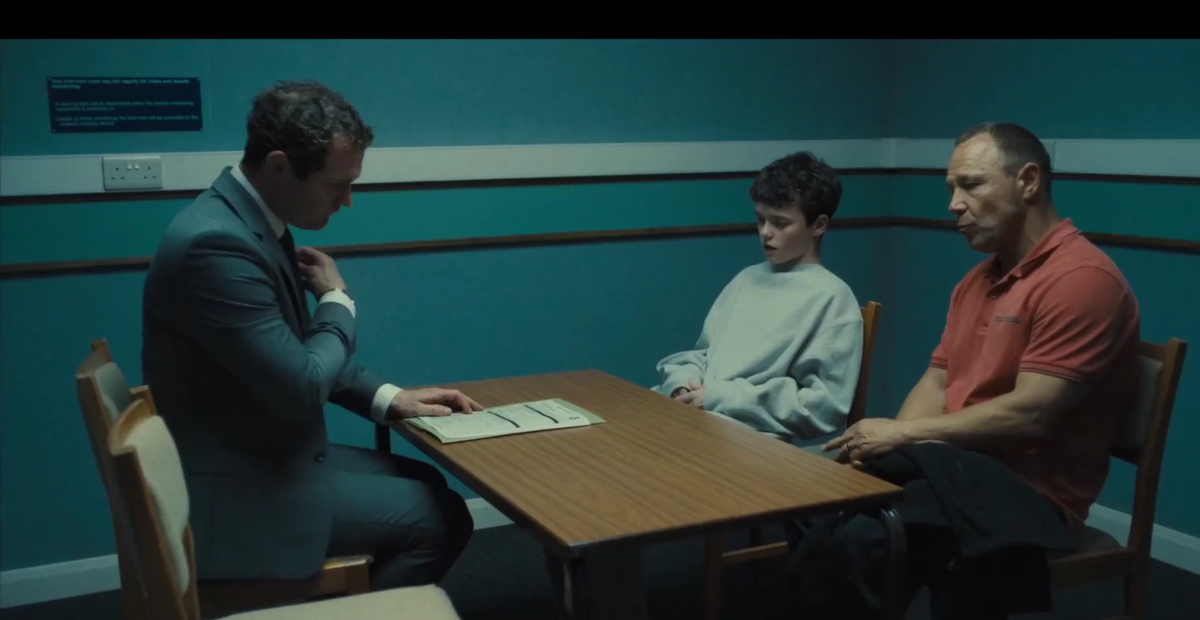 Кадр из сериала "Переходный возрась" 2025 год