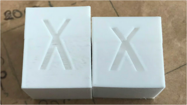 Растянутый калибровочный куб был напечатан на некалиброванном 3D-принтере