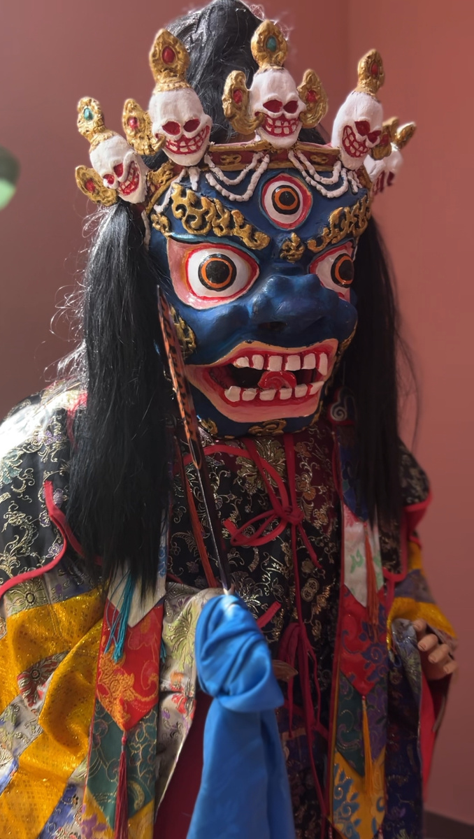 Махакала
В буддизме Ваджраяны охранник и защитник учения Будды. 