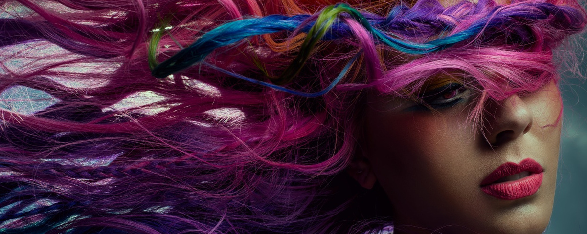    Можно ли приходить в школу с цветными волосами или пирсингом?