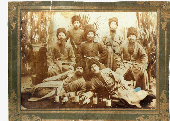                                                    Станицы Роговской казаки.