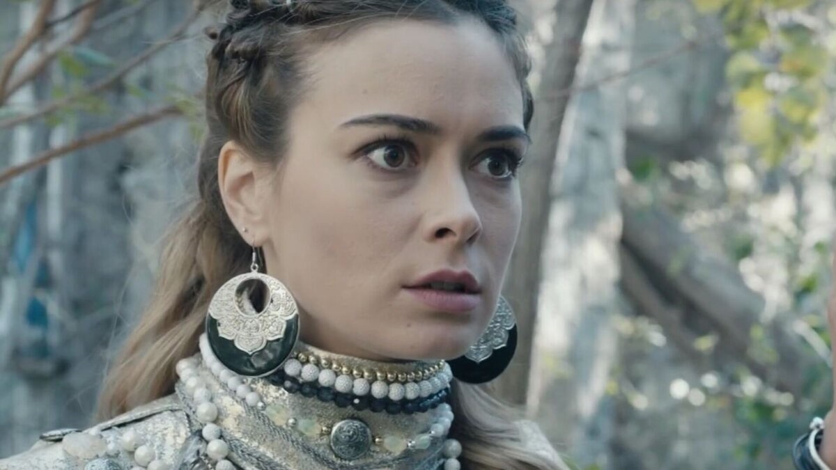 Прекрасная Власова