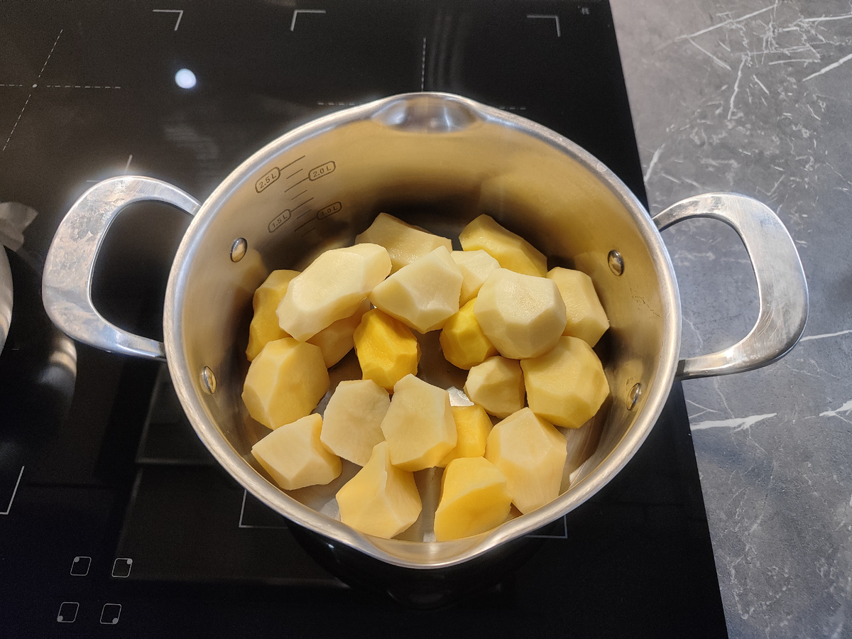 Приготиовление Жаркого с грибами. Фото автора.