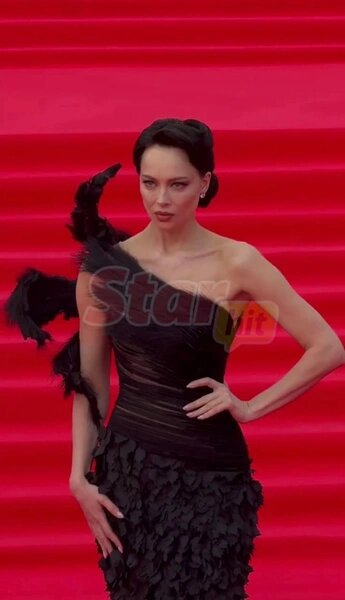 Настасья Самбурская