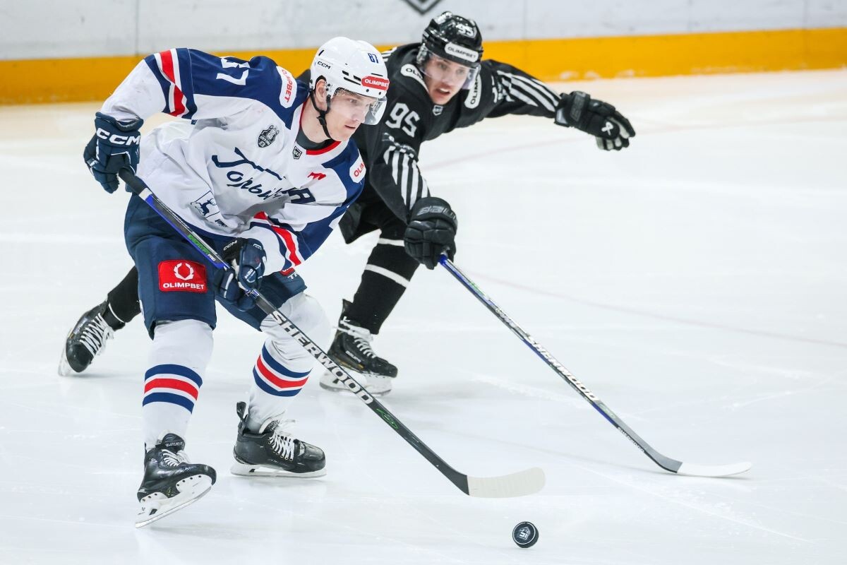    Третий матч между фарм-клубами «Трактора» и «Торпедо», длившийся 158 минут 5 секунд, стал одним из самых продолжительных в российской хоккейной истории