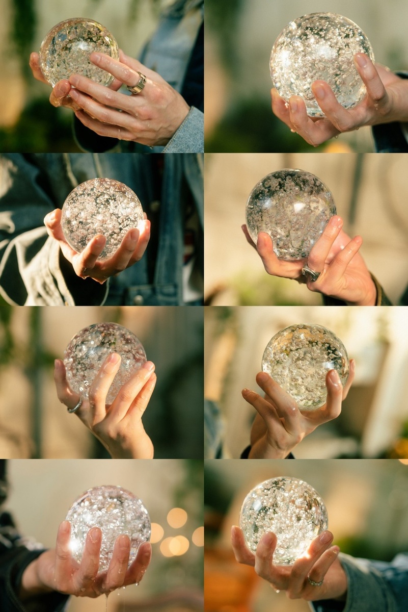    Тизер-фото к альбому HollowСоцсети