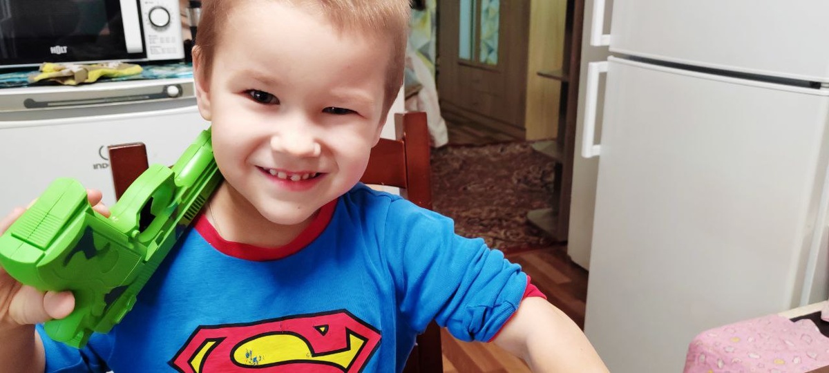 А вот и мой главный помощник - шеф-повар-охранник, Выпечка детям