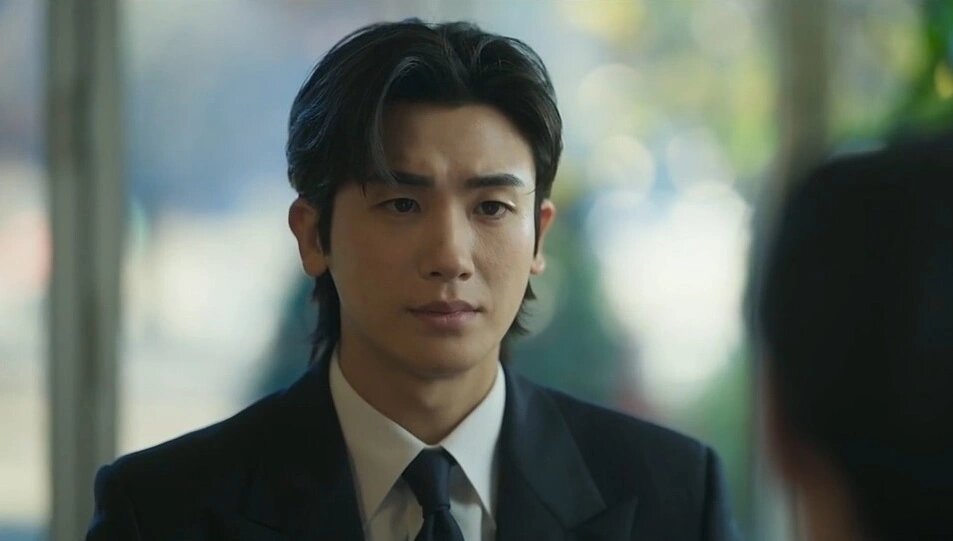 А он точно красавчик?