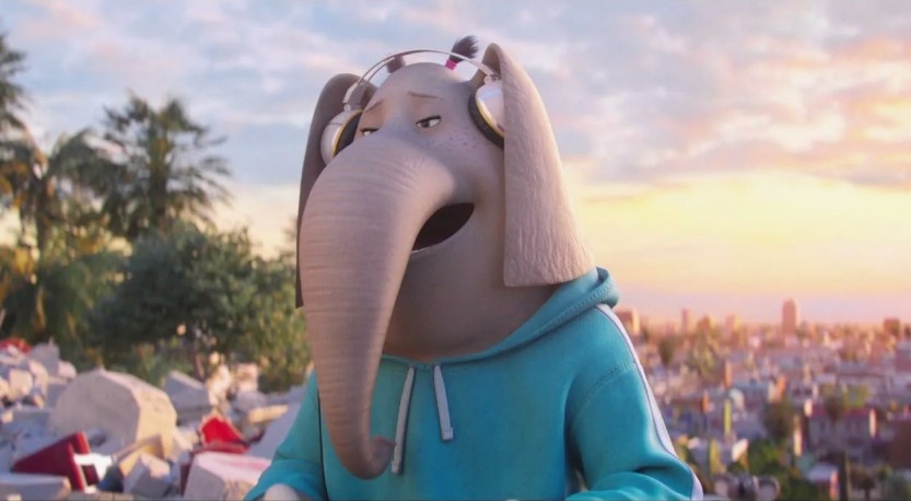 слониха Мина из мультика Зверопой.