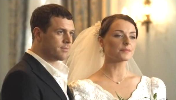 Пережил Норд-Ост, измену, разлуку с дочкой, встретил новую любовь. Как живет отец пятерых детей актер Иван Оганесян