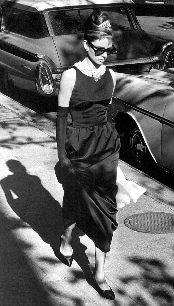 фото из открытых источников. Одри Хепбёрн в фильме “Завтрак у Тиффани” 