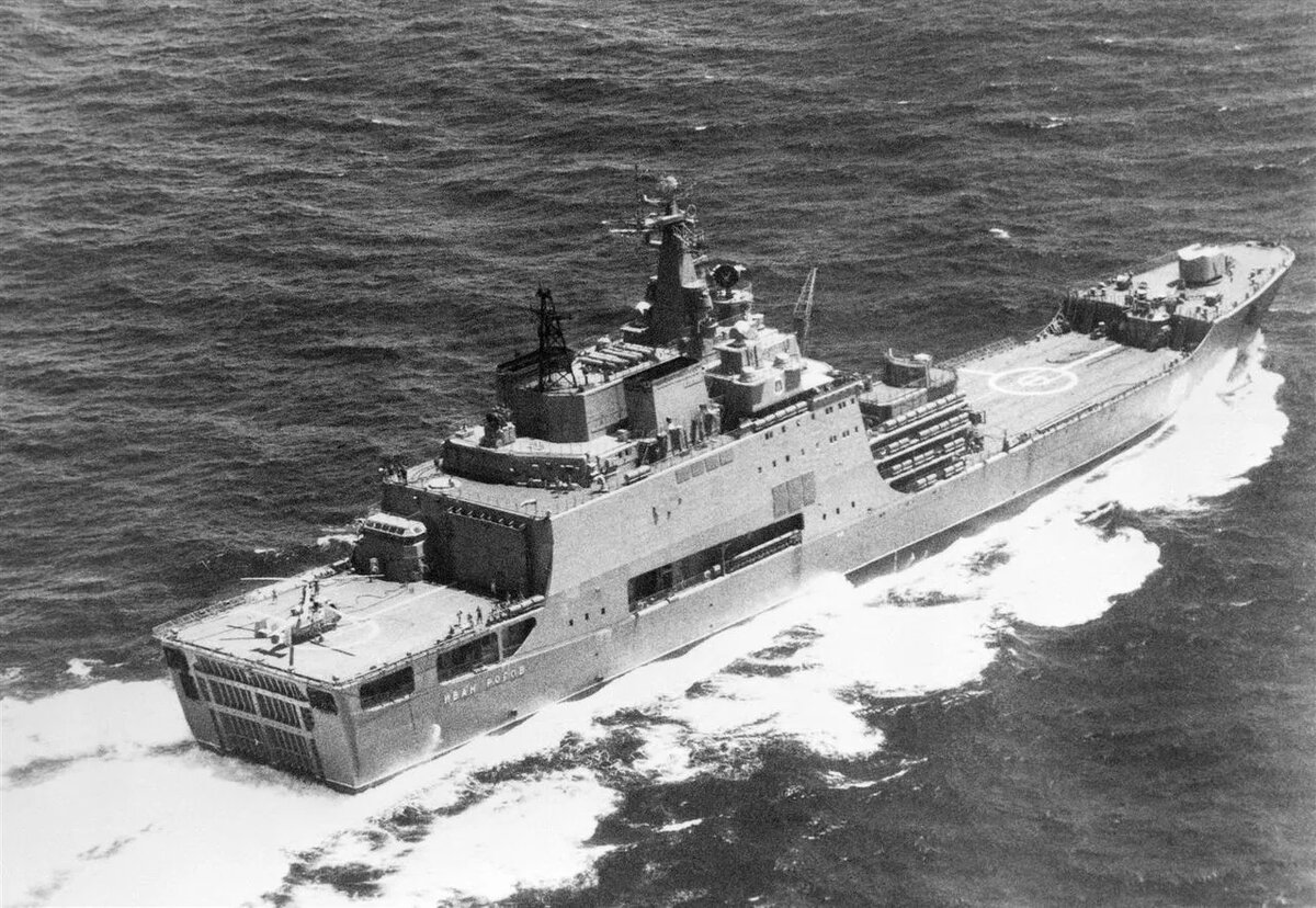 БДК проекта 1174 «Иван Рогов», фото 1985 года