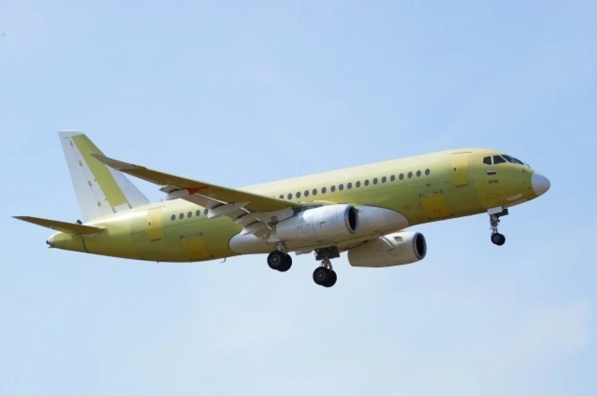    «Ростех»: начало поставок импортзамещенных SJ-100 запланировано на 2026 год