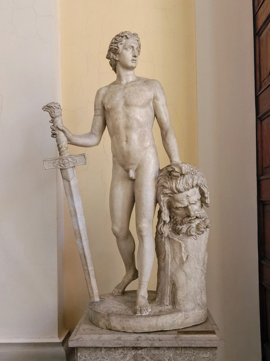 Давид и Голиаф