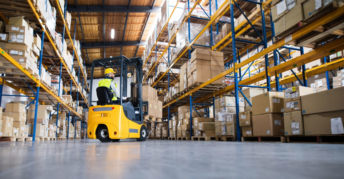 склад хранения