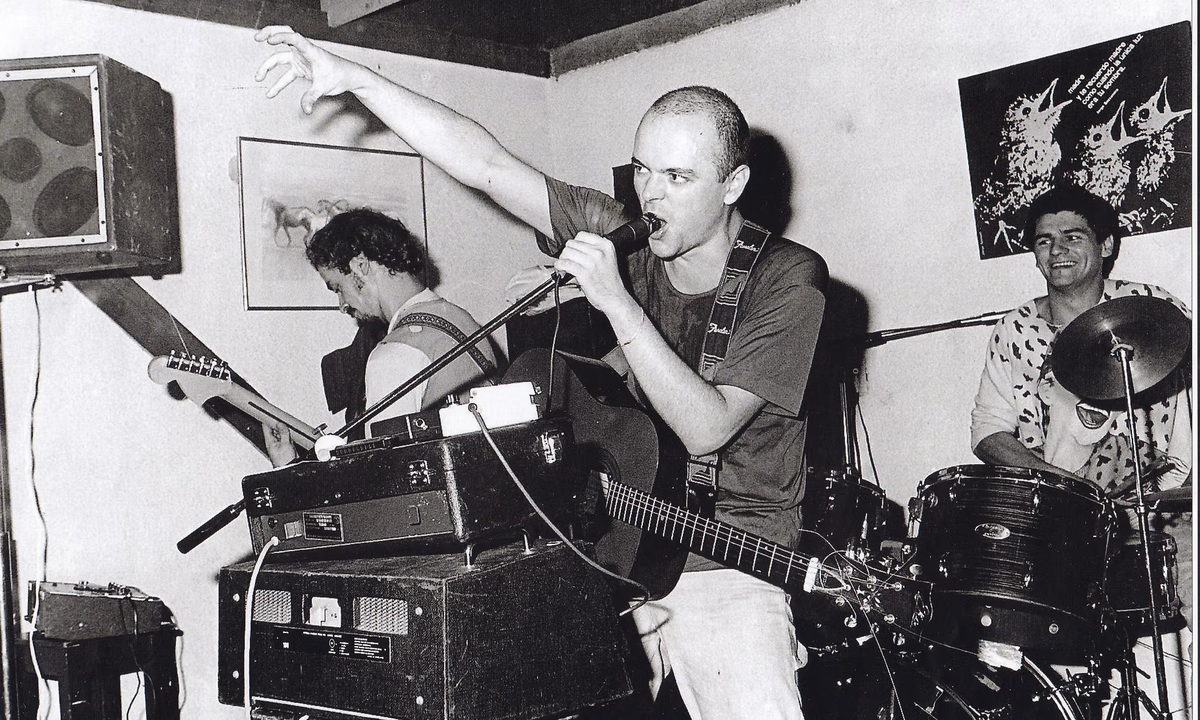 Продан (в центре) со своей группой Sumo. Фото: Джентилеза Клаудина Пуглизе