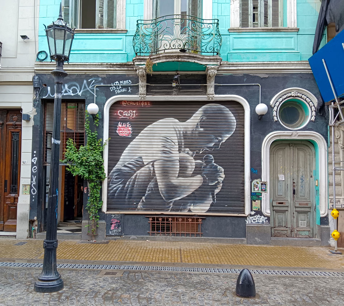 Память: на фото — мурал, посвящённый Продану в Буэнос-Айресе. Семейный архив семью Продан