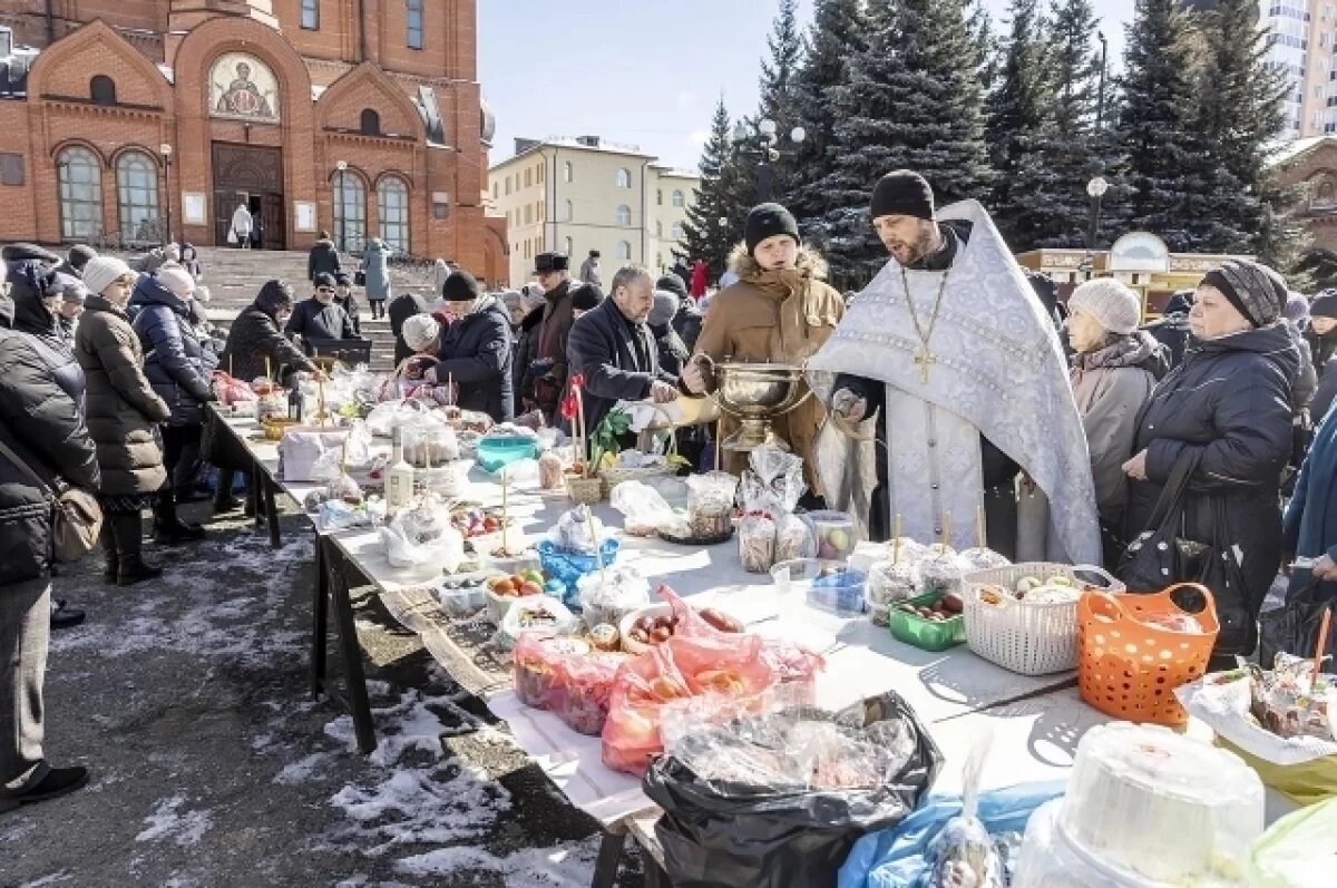    Священник Сидорин раскрыл, сколько должно быть блюд на пасхальном столе